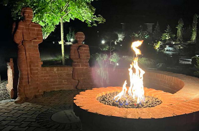 Hippley gallery fire features
